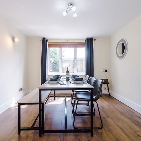Charming 3-Bed Cottage In Chester, Ideal For Families & Workers, Free Parking - Sleeps 7 Ngoại thất bức ảnh