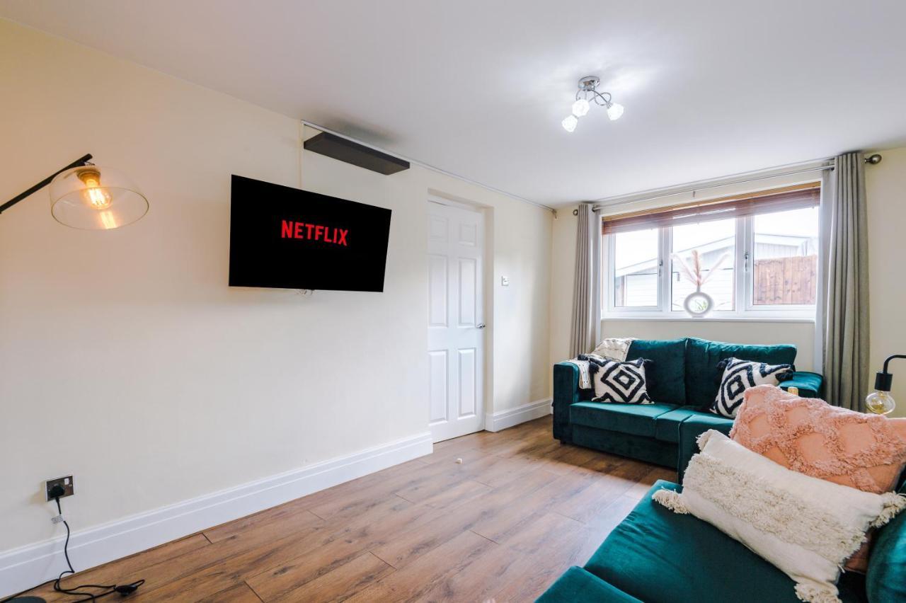 Charming 3-Bed Cottage In Chester, Ideal For Families & Workers, Free Parking - Sleeps 7 Ngoại thất bức ảnh