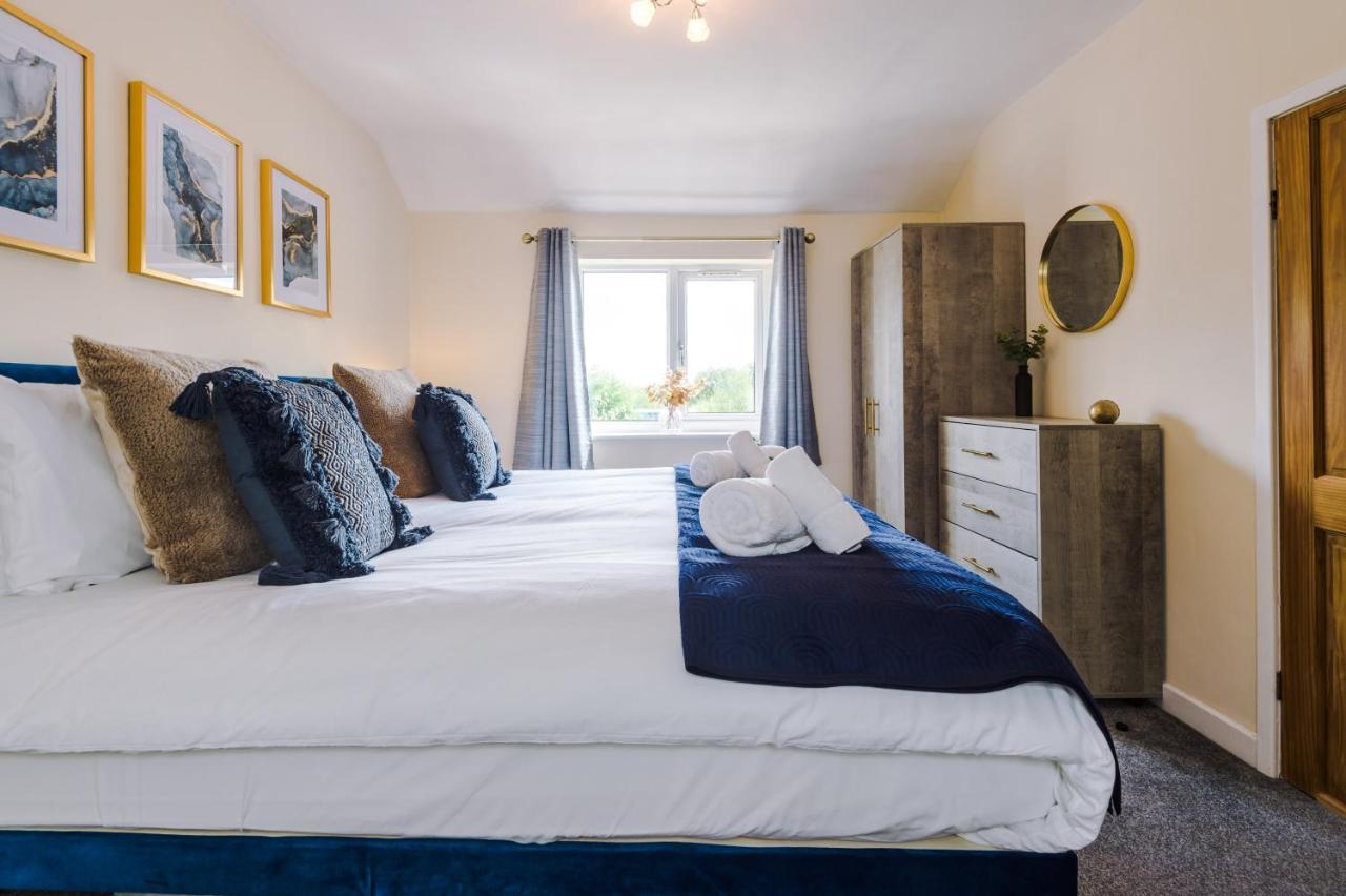 Charming 3-Bed Cottage In Chester, Ideal For Families & Workers, Free Parking - Sleeps 7 Ngoại thất bức ảnh