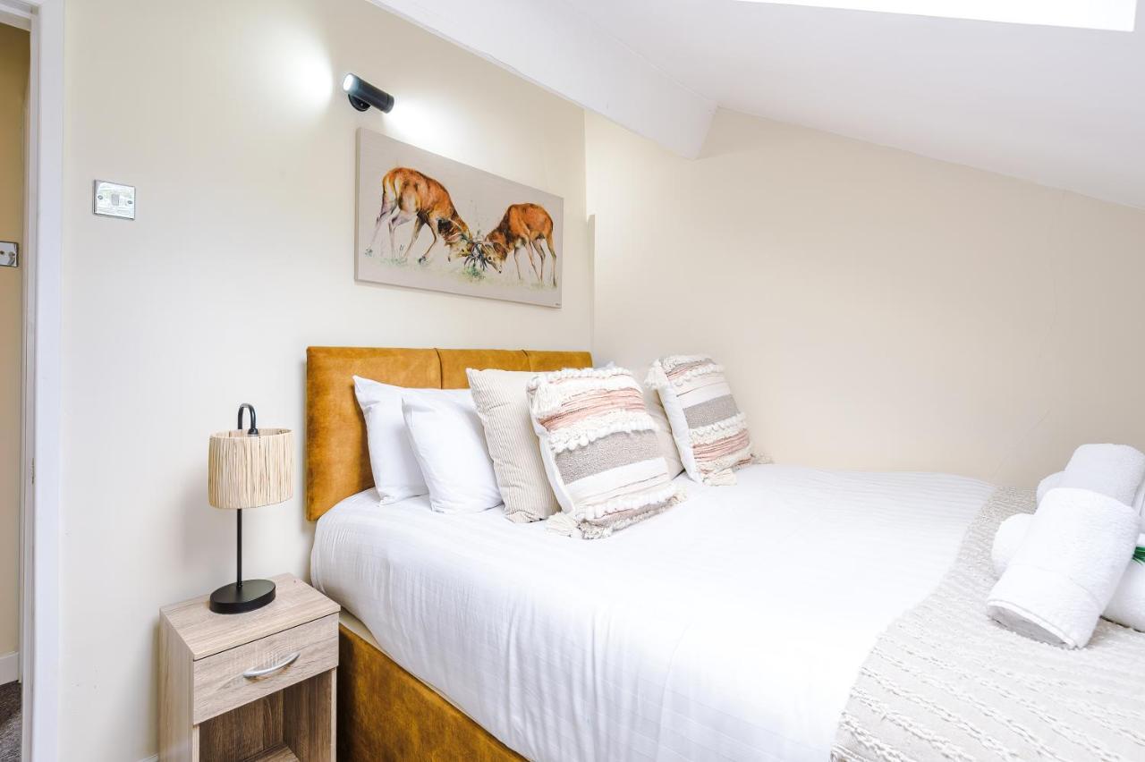 Charming 3-Bed Cottage In Chester, Ideal For Families & Workers, Free Parking - Sleeps 7 Ngoại thất bức ảnh